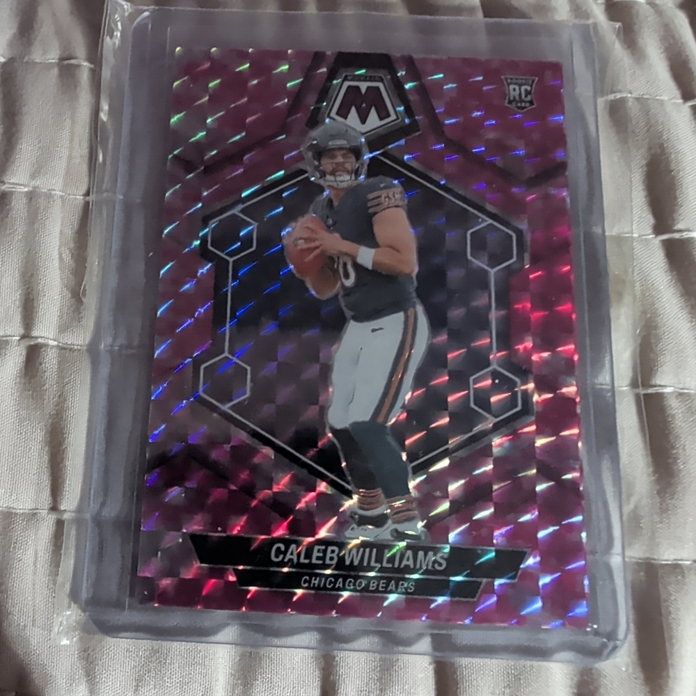 2024 Panini Mosaic-Rookies Caleb Williams #301 Camo Pink Mosaic Prizm (RC)